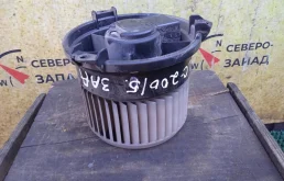 Моторчик печки Toyota Land Cruiser 2009 8710328111 VDJ200 1VDFTV, задний