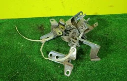 Петля двери Mitsubishi Outlander XL 2007 5732A008 CW 6B31-0-70L, задняя правая