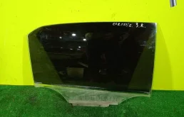 Стекло двери Toyota Corolla 2011 6811312770 150 1ZRFE, заднее правое