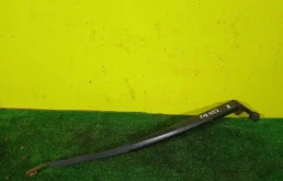 Поводок стеклоочистителя Toyota Corolla 2011 8521112520 150 1ZRFE, правый