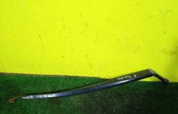 Поводок стеклоочистителя Toyota Corolla 2010 8521112520 150 1ZRFE, правый