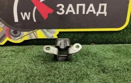 Петля двери Lexus LX 2017 6878060040 VDJ201 1VDFTV, задняя левая