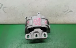 Подушка двигателя AUDI A3 1K0199262AR 8P, передняя правая