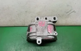 Подушка двигателя VOLKSWAGEN GOLF 6 1K0199262 5K1, передняя правая