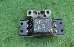 Подушка двигателя VOLKSWAGEN GOLF 1K0199555AC 5K1 CAV, левая
