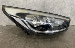 Фара Hyundai Tucson 2014 921022S000 LM, передняя правая