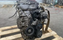 Двигатель Toyota Corolla 1140037070 E180 1ZR-FE