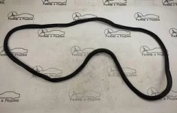 Уплотнитель крышки багажника Mercedes-Benz