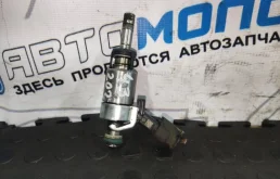 Форсунка топливная Volkswagen Passat 2010 0261500276 B6 CDA