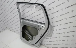 Дверь задняя правая для Volvo XC90 2023 года на фотографиях