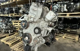Двигатель Volkswagen GOLF 03C100092 CAX