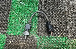 Датчик давления топлива Lexus IS GS Crown Mark X 2005-2011 8945830010 2.5 3.0 3.5