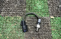 Датчик давления топлива Lexus IS GS Crown Mark X 2005-2011 8945830010 2.5 3.0 3.5