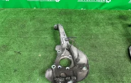 Кулак AUDI A6 2010-2017 4G0407241A C7, передний левый