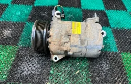 Компрессор кондиционера Land Rover Freelander 2010-2014 LR027784 204PT