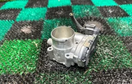 Дроссельная заслонка Volvo 7S7G9F991CA