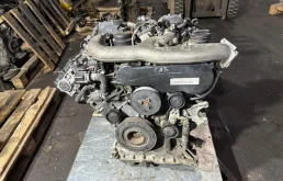Двигатель Volkswagen Touareg 2010-2015 059100098F CAS