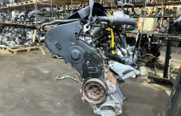 Двигатель Volkswagen Passat 06B100098KX B5 AWT
