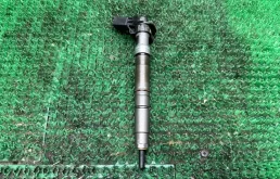 Топливная форсунка Volkswagen 03L130277C