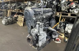 Двигатель Volkswagen Caddy 2004-2011 03G100033M BST