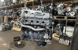 Двигатель Mitsubishi Lancer 9 2005-2011 1000A512, передний