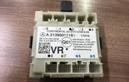 Блок управления дверьми Mercedes A2139001118