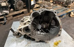 МКПП Nissan Almera 2001-2012 320104M506 N16