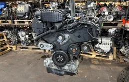 Двигатель Jaguar XF 2008-2015 LR013047 306DT