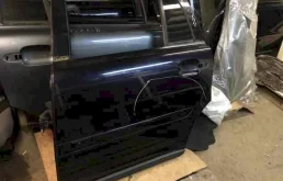 Двери для Volvo XC90 2003 года на фотографиях