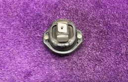 Подушка двигателя левая BMW E65 E66 N62