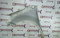 Крыло переднее правое Б/У царапины,вмятинки