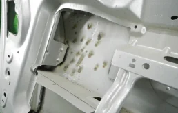 Крышка багажника для Volkswagen Touran 2012 года на фотографиях