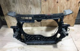 Рамка радиатора AUDI A6 2005 4F0805594D 4F2 AUK