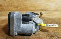 Дроссельная заслонка AUDI A3 2004 06F133062 8PA BLX