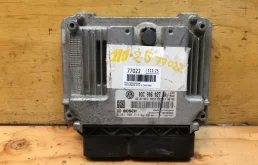 Блок управления ДВС VOLKSWAGEN JETTA 2010 03C906027BA 1K2 CAVD