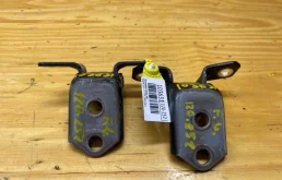 Петля двери MAZDA AXELA 2011 F15158210B BL5FP ZYVE, передняя левая