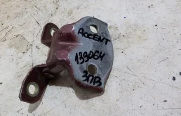 Петля двери Hyundai Accent II (1999—2012)