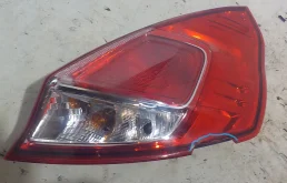 Фонарь Ford Fiesta Mk6 рестайлинг (2012—2019)