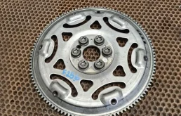 Маховик BMW 3 11227585146 F30 N20B20