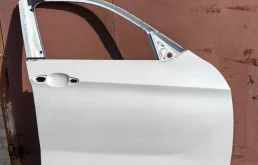 Дверь BMW X1 41517339358 E84, передняя правая