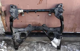 Подрамник BMW 1 31106872118 F20, передний