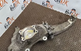Кулак поворотный BMW 7 31216775767 F01, передний левый