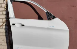Дверь BMW X1 41517339358 E84, передняя правая