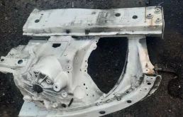 Лонжерон стакан BMW 7 2008-2012 41107204050 F01, передний правый
