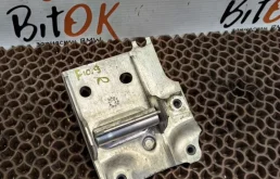 Кронштейн нижнего усилителя бампера BMW 7 51117186514 F01