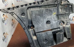 Кронштейн бампера BMW 5 51127387299 G30, задний левый