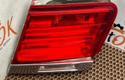 Фонарь в крышку багажника BMW 7 2010 63217182206 F02 N63B44, задний правый