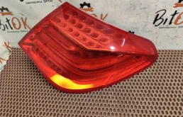Фонарь в крыло BMW 7 2009 63217182198 F01 N54B30, правый