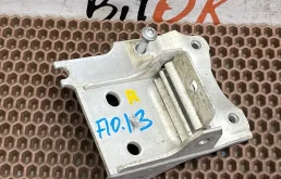 Кронштейн радиатора BMW 5 2010 51117186514 F10 N52B30, правый
