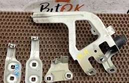 Кронштейны крыла BMW 5 2010 41357207209 F10 N55B30, передние левые